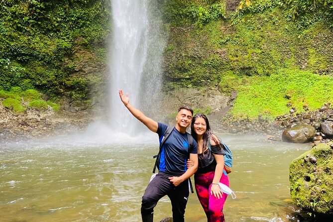 Full Day to Puyopúngo Excursion in the Amazon - Hola Vida Waterfall: the most active stop
