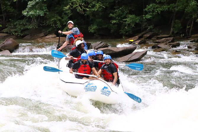 Full Ocoee River Rafting Adventure With Catered Shore Lunch - Practical details before you reserve