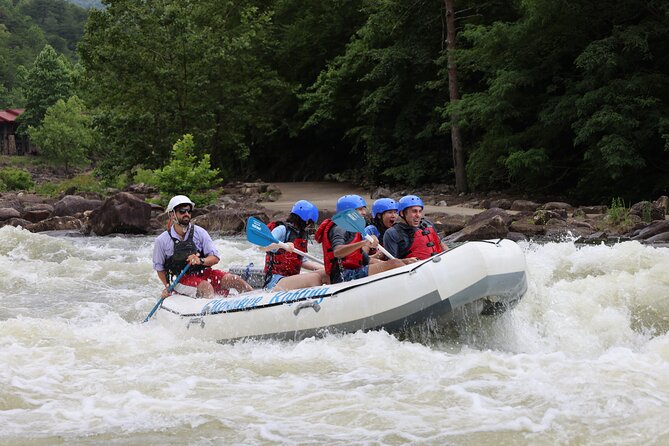 Full Ocoee River Rafting Adventure With Catered Shore Lunch - Lunch beside the river after the first run