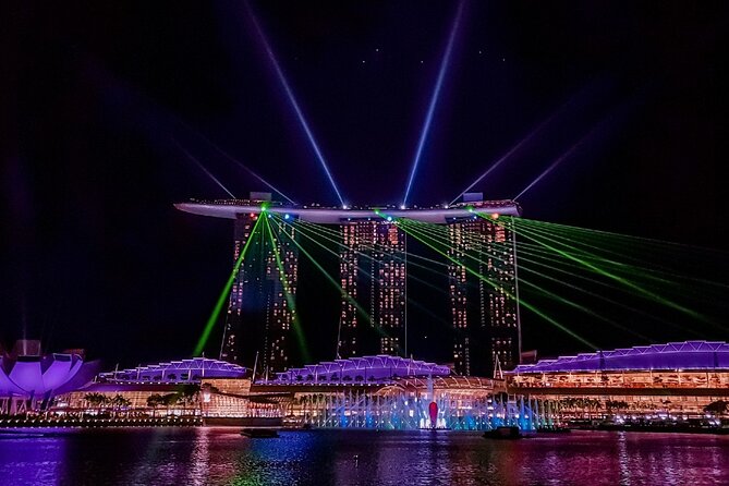Fun Vee Night Out Guide Tour with River boat - Guide quality can make or break the evening