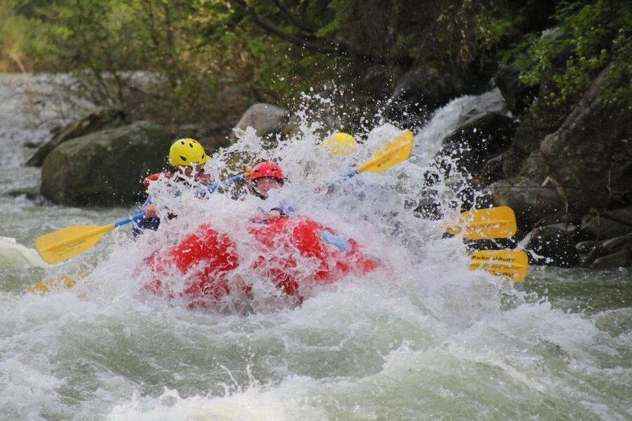 Gallatin Gateway: Rafting Trip on the Gallatin River (I-III) - Who should book this river trip