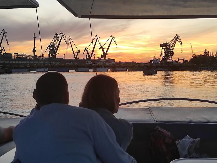 Gdańsk: Motława River Eco Cruise at Sunset with Prosecco - Practical details that affect your choice