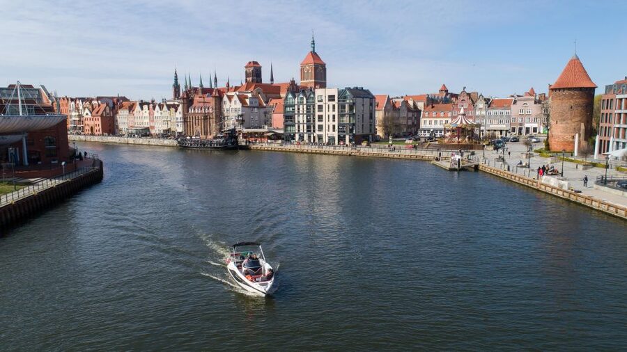 Gdańsk: Motlawa River Yacht Cruise - The Medieval Crane and the Old Port