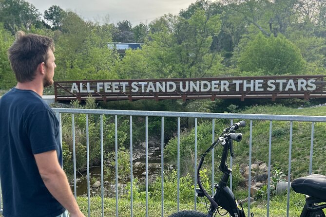 Guided Asheville E-bike Tour of River Arts, Mountains and Murals - Murals and working creativity in the River Arts District