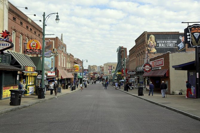 Guided Memphis City Tour that includes Riverboat Cruise - Downtown pickup and the morning city loop