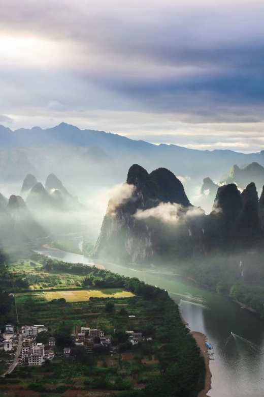 Guilin: Li River Cruise with Buffalo and Tour of Yangshuo - How the Private Transport Changes the Day