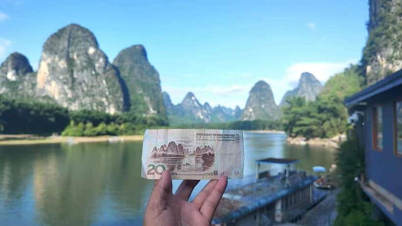 Guilin: Li River Cruise with Transfer to Yangshuo - Taking luggage aboard makes this more than a sightseeing trip