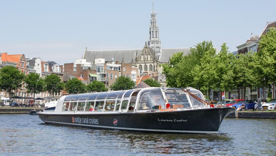 Haarlem: Dutch Windmill & Spaarne River Sightseeing Cruise - Why the Spaarne River is the best place to begin
