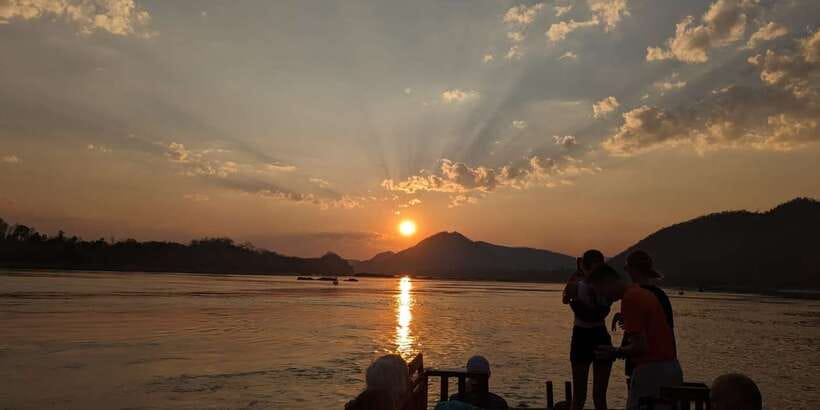 Half Day Mekong Cruise to Pak Ou Caves (Morning / Afternoon) - Guides, groups, and the human side of the trip