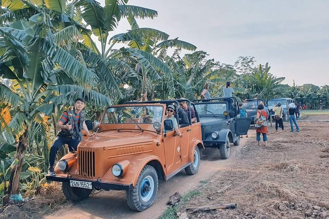 Hanoi Jeep Tour: Red River Countryside+ Backstreet+ Train-street - Bay Mau Lake and the back lanes