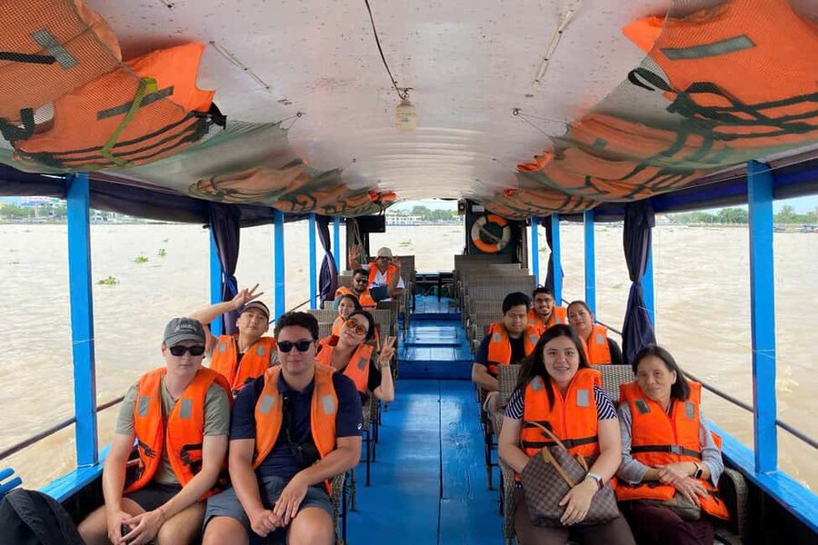HCM: Cu Chi Tunnels and Mekong Delta Tour - Transport, group size, and comfort