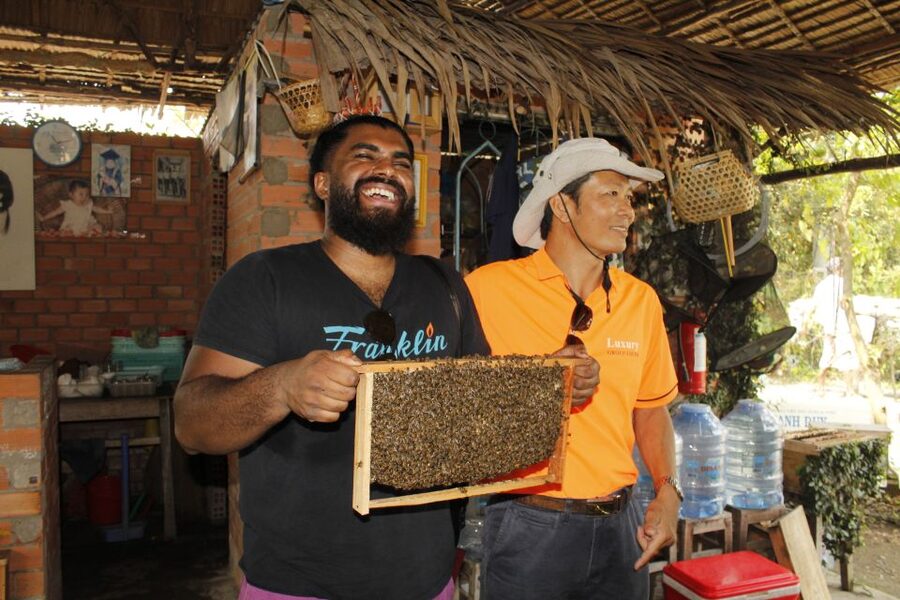 HCM: Mekong Delta, My Tho & Ben Tre Coconut Village - Vinh Trang Pagoda adds a useful first stop