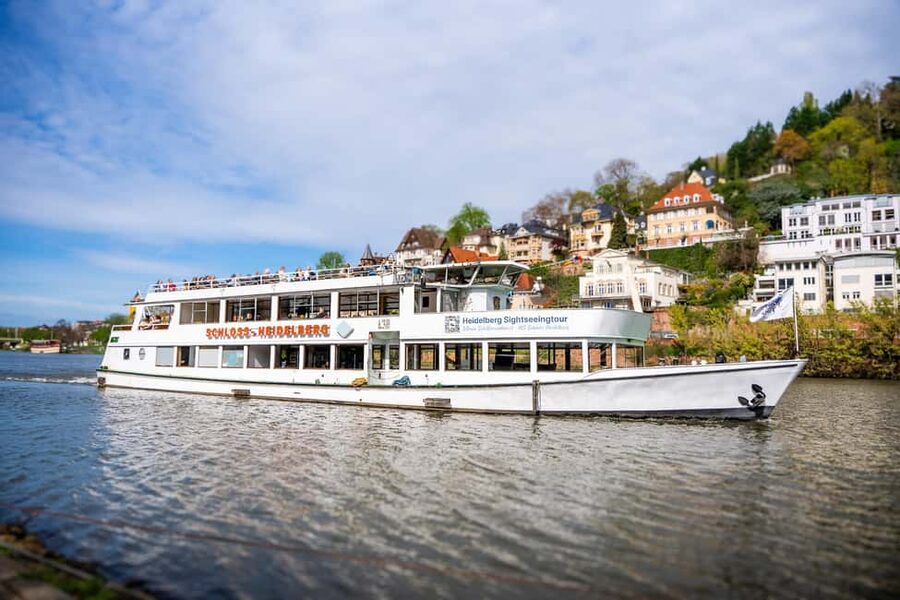 Heidelberg: Neckar River Sightseeing Boat Tour with Drink - What the included drink adds