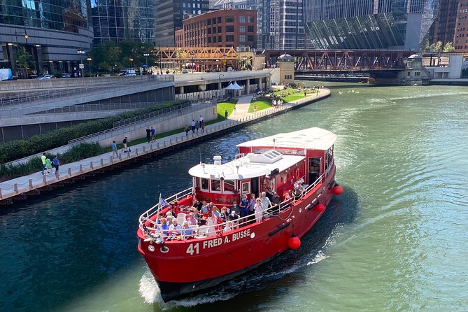 Historical and Architectural Chicago Fireboat River & Lake Cruise - Key points before you book