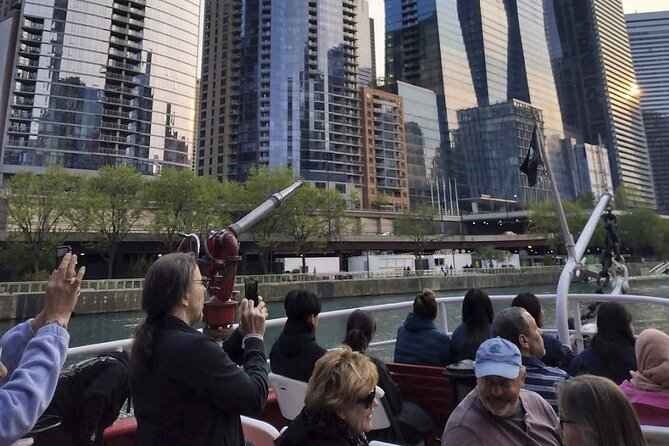 Historical and Architectural Chicago Fireboat River & Lake Cruise - A comfortable boat with useful onboard basics