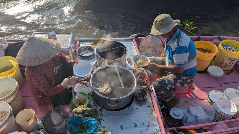 Ho Chi Minh: 1-Day Mekong Delta Tour-Floating Market & Islet - Breakfast on the boats at Cai Rang