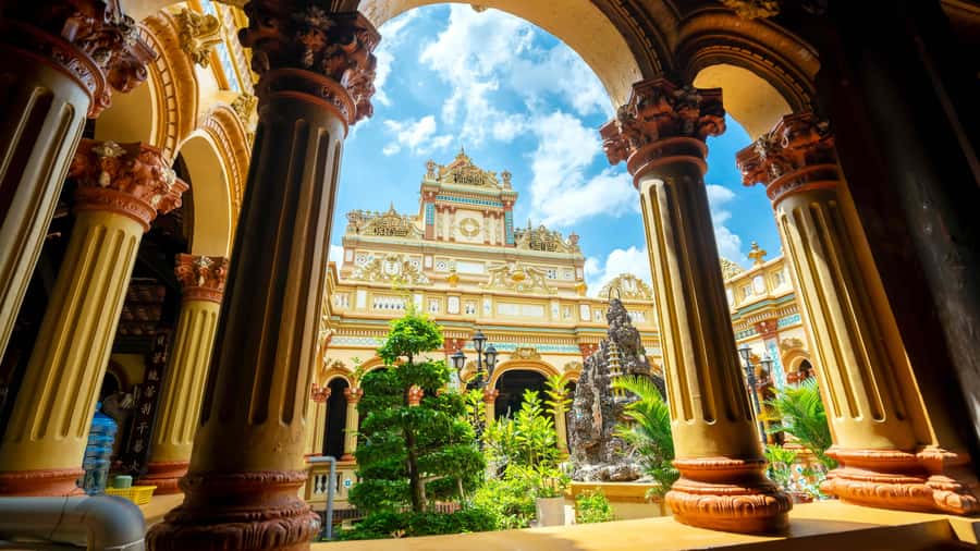 Ho Chi Minh City: Small Group Mekong Delta Day Tour - Cruising past the Tien River islets