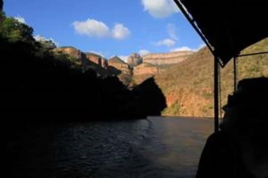 Hoedspruit: Blyde River Canyon Dam Boat Cruise - A 90-minute cruise with room to look around