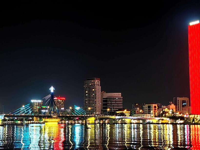 Hoi An/Da Nang: Da Nang Food Tour & Cruise Trip on Han River - Why the guide can make or break the food crawl