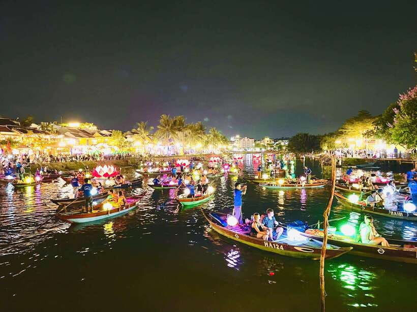 Hoi An: Lantern Boat Ride on the Hoai River - The 15-minute boat ride