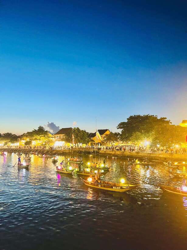 Hoi An: Lantern Boat Ride on the Hoai River - Who will enjoy this most