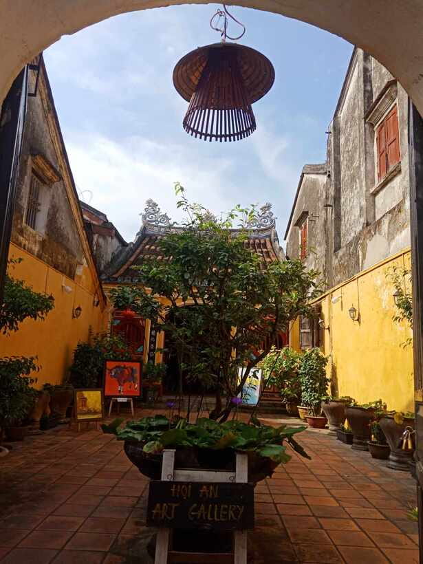 Hoi An: River Lantern Boat Experience with Free 5G eSIM - Key points to know before you go