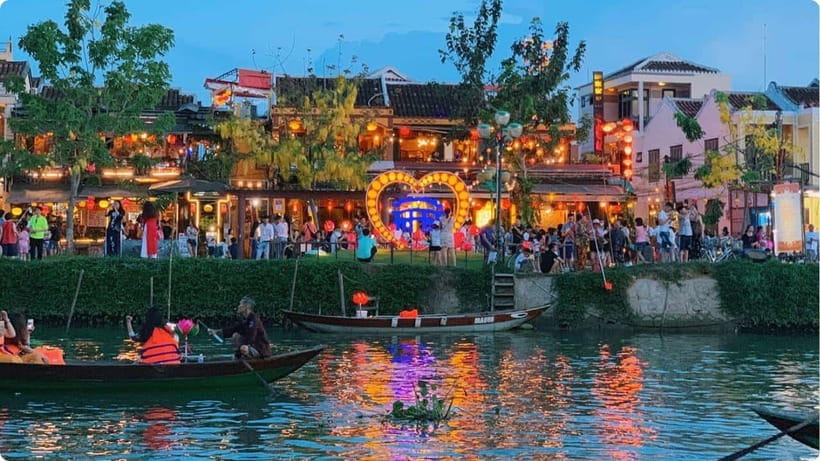 Hoi An: River Lantern Boat Experience with Free 5G eSIM - Booking, timing, and small practical tips