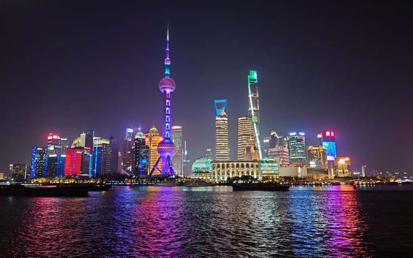 Huangpu Night Cruise: Cozy Vibe & Modern Shanghai Glow - Why the Huangpu River is Shanghai’s best evening stage