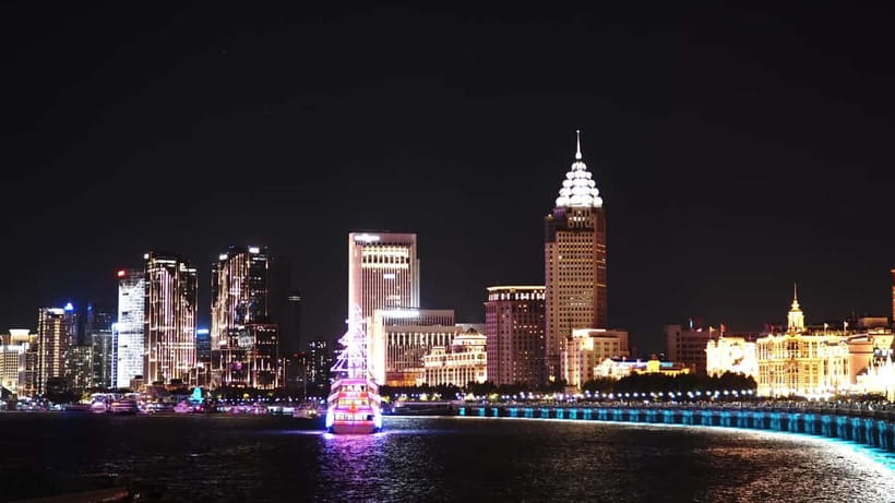 Huangpu Night Cruise: Cozy Vibe & Modern Shanghai Glow - Indoor, semi-open, or open-air deck