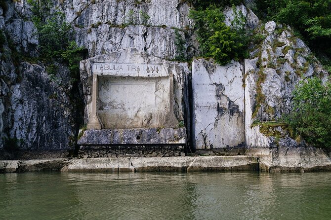 Iron Gate NP Tour with 1-hour speedboat ride + 2 viewpoints - Who should book this tour?