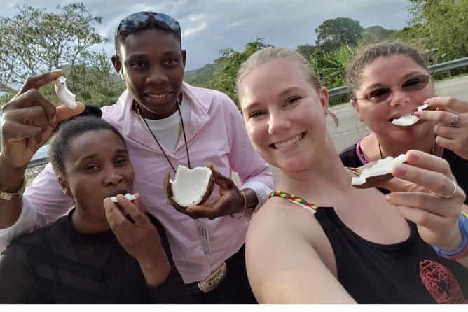 Jamaica Martha Brae River Rafting/Dunn’s River Falls Private Tour - The One-Hour Transfer to Dunn’s River Falls