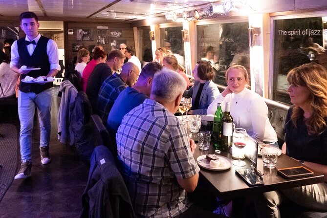 Jazz Boat: Popular LIVE JAZZ dinner cruise - Small Boat, Close Tables, and Assigned Seating