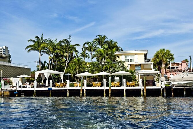 Jungle Queen Riverboat 90-Minute Narrated Sightseeing Cruise in Fort Lauderdale - Key points to know before booking