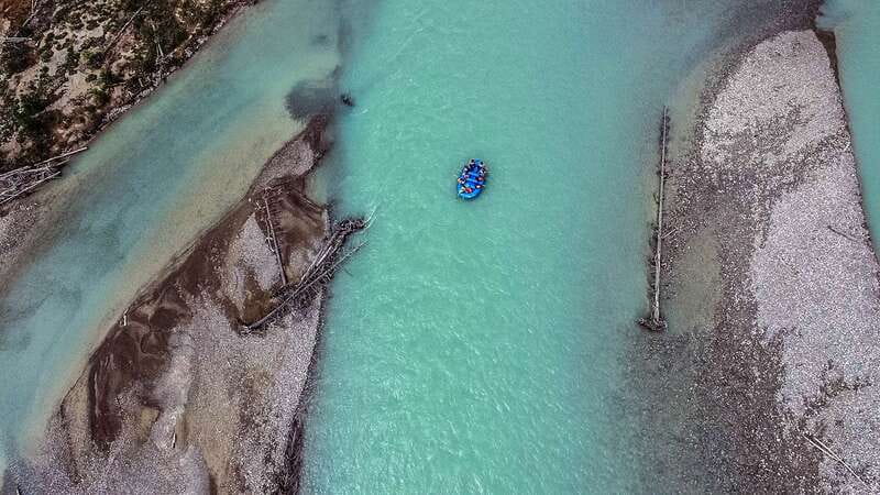 Kicking Horse River: Whitewater Rafting Experience - Timing, weather, and what to pack