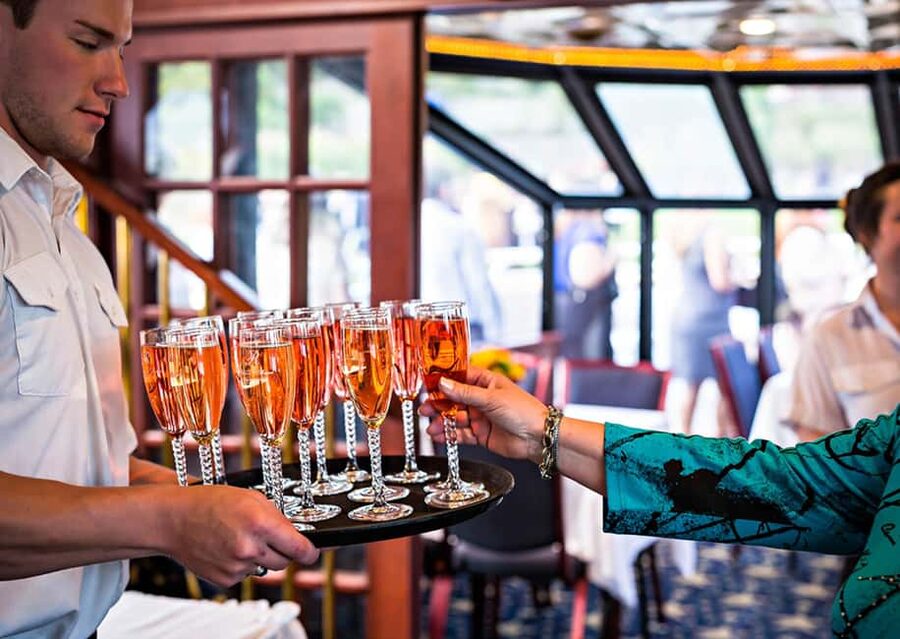 Knoxville: Sunset Dinner Cruise on Tennessee River - What the two-hour route feels like