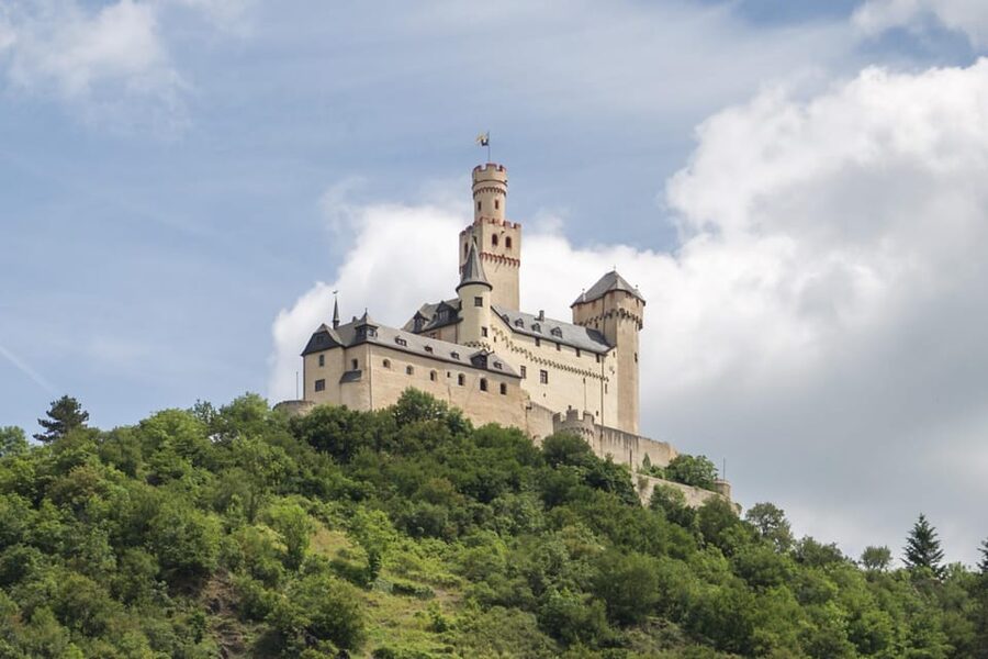 Koblenz: Rhine Valley Castles and Palaces Boat Tour - Castles and palaces viewed from the river