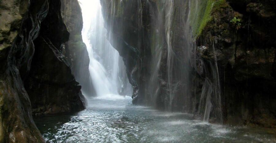 Kourtaliotiko Gorge: Guided River Trekking with Lunch - Key points to know before you book