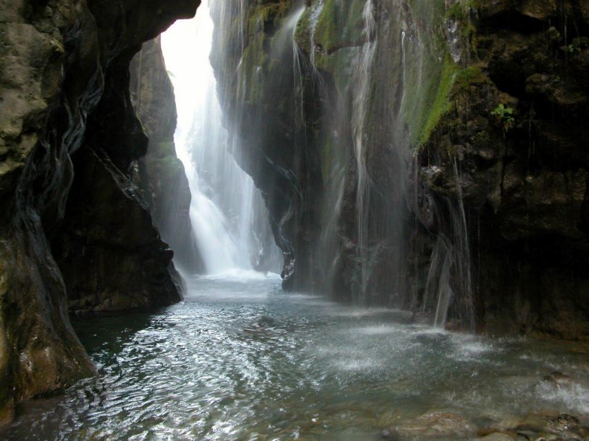 Kourtaliotiko Gorge River Trek with Lunch! Pick-up Avaliable - What to wear when your shoes will stay wet