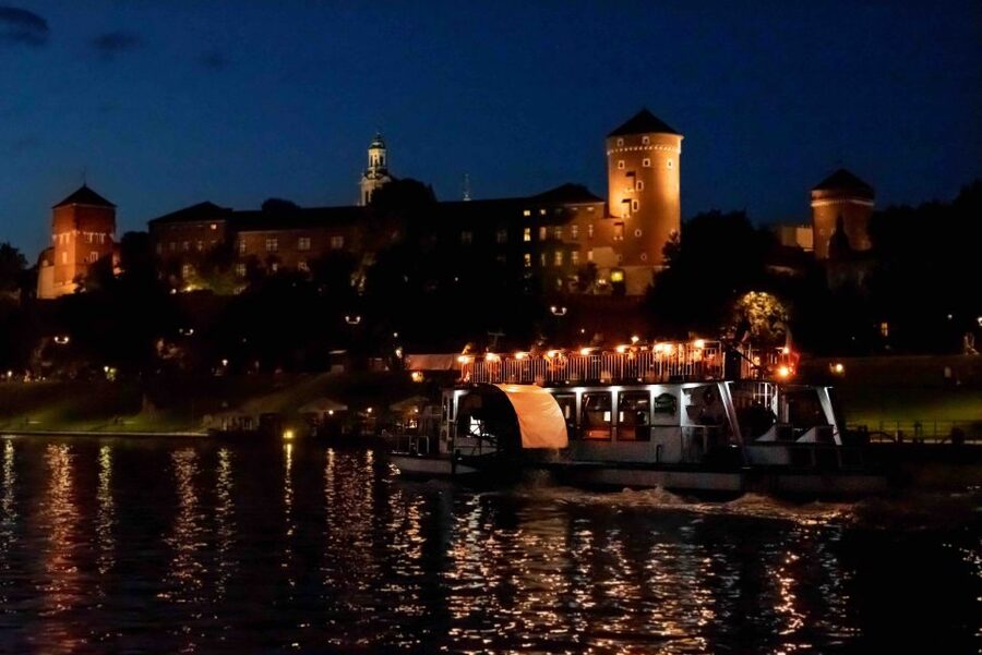 Krakow: 1-Hour Evening Vistula River Cruise - The Church on the Rock and the return ride