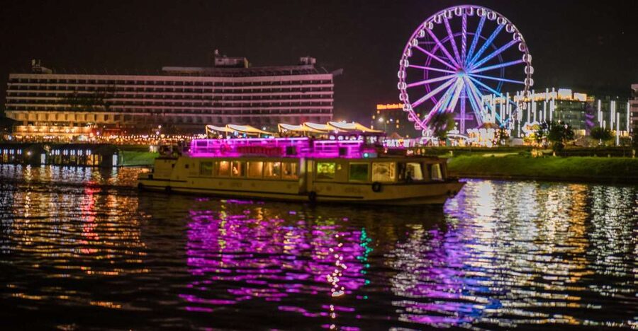 Kraków: Evening or Night River Cruise - What this Kraków night cruise is really like