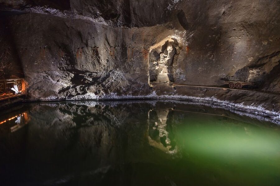 Krakow: Lazy Catamaran River Cruise and Salt Mine Group Tour - The bus ride to Wieliczka