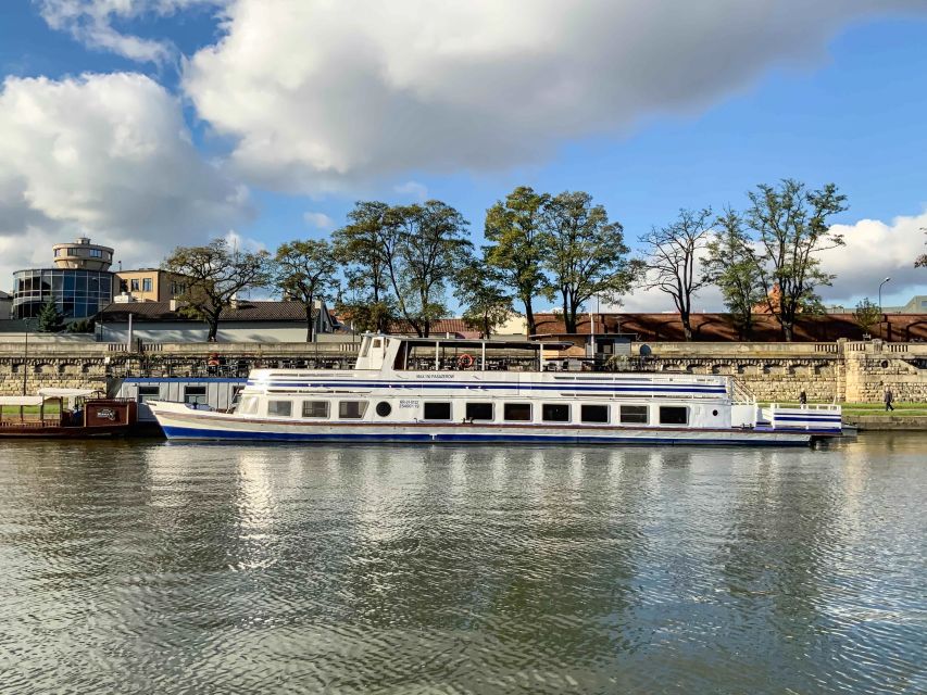Krakow: Sightseeing Cruise by Vistula River - Norbertines, Salwator, and Dębniki