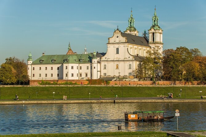 Krakow: Sightseeing Cruise on the Vistula River - Key points to know before booking