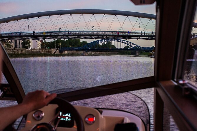 Krakow: Sightseeing Cruise on the Vistula River - Boarding at Inflancki Boulevard