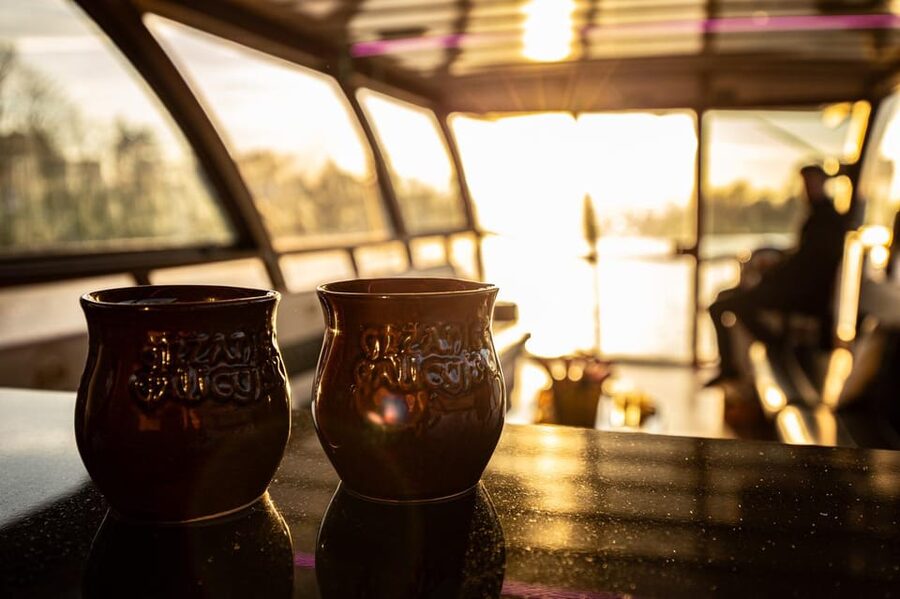 Krakow: Sightseeing Cruise on Vistula River with Audio Guide - The best time to ride