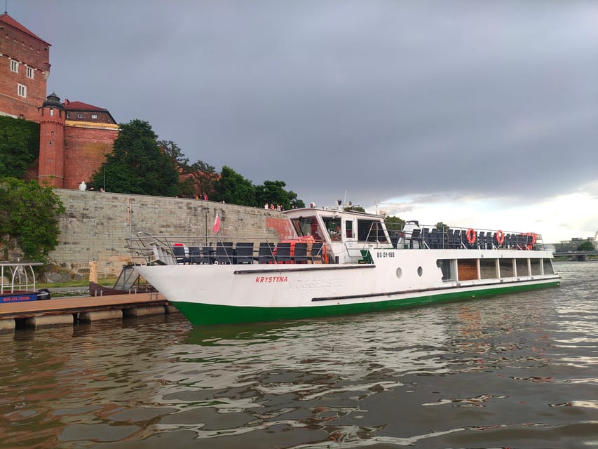 Krakow: Vistula River Cruise with Historical Views - What this Krakow river cruise is really like