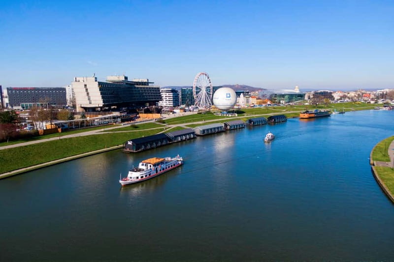 Krakow: Vistula River Sightseeing Cruise with Audio Guide - Choosing the Right Time and Seat