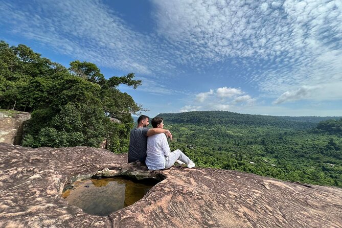 Kulen Mountain with Beng Mealea and Tonle Sap Small Group Tour - Kompong Phluk and life on Tonle Sap