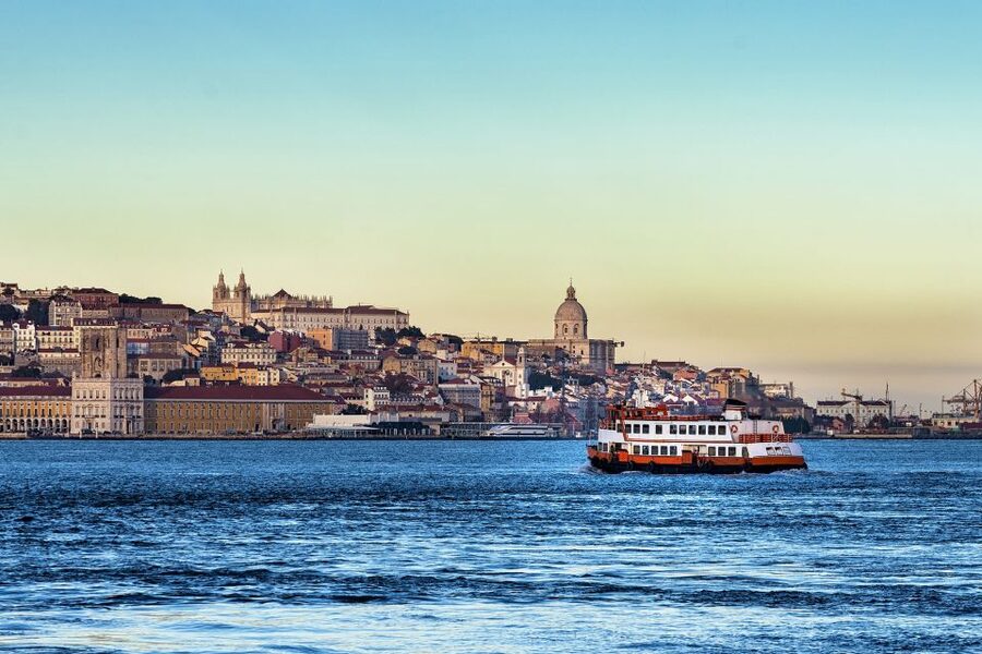 Lisbon 2-Hour River Cruise - Key points at a glance