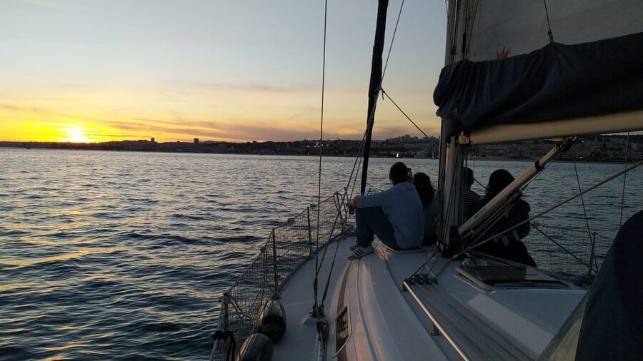 Lisbon: Day and Sunset Tour on the Tagus River - Practical value at $35 per person